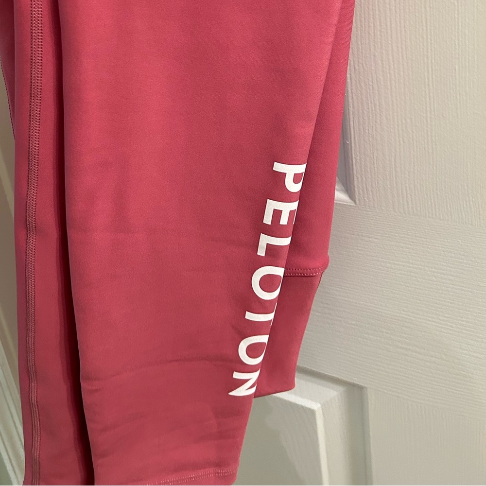 Rose Peloton Leggings new